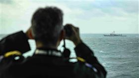 台軍艦與紐西蘭軍艦「同框」。（圖／翻攝自NZ Defence Force臉書）