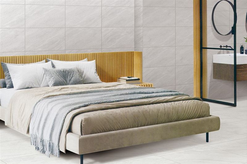 紅螞蟻磁磚新品以璀璨視覺與永續理念為核心，將高端石材質感帶入更環保、更耐用的生活場景。(圖／業者提供)