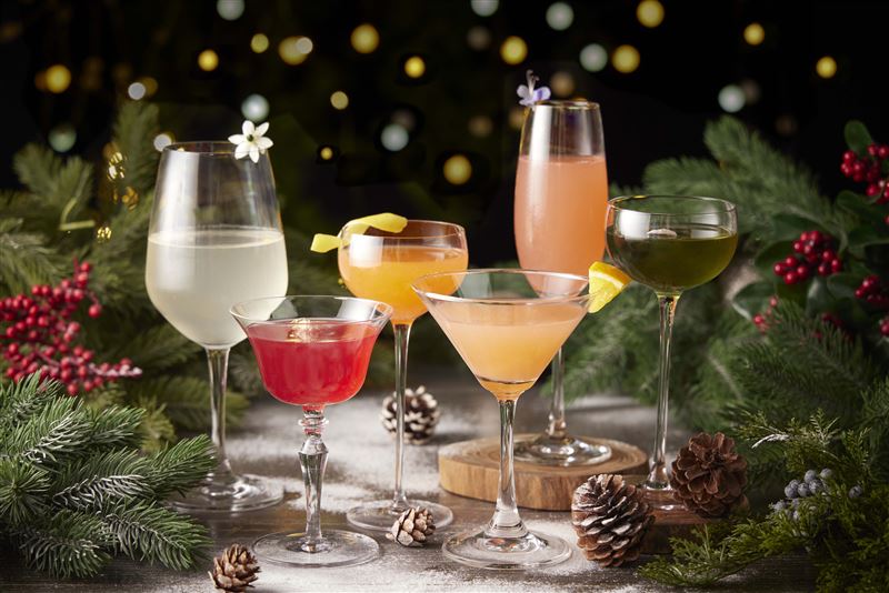 The Terrace大廳酒吧即日起至2月28日攜手法國香氛品牌「歐瓏Atelier Cologne」推出「香氛之夜」聯名調酒。（圖／飯店旅宿業者提供）