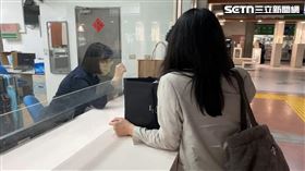 鍾嘉村,高雄榮總,高雄,被告,癌症,家屬,交易法,腳鐐,三地集團,羈押