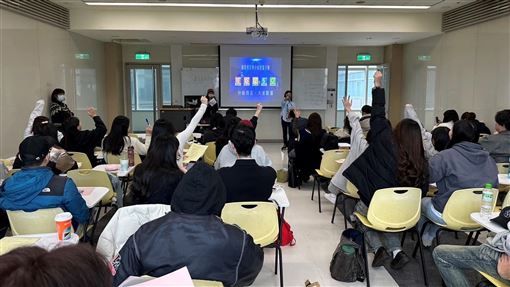 建構社會安全網　影像分級現象扎根