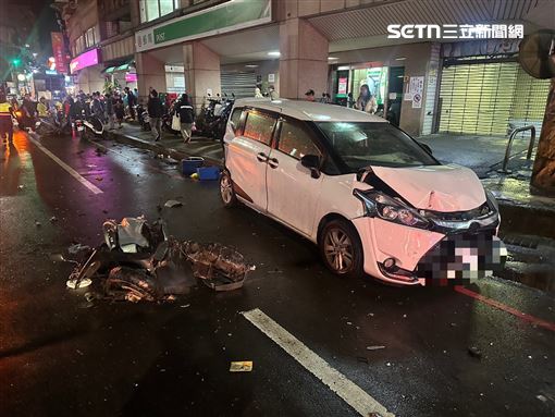 新／基隆男毒駕暴衝撞垃圾車　3人送醫