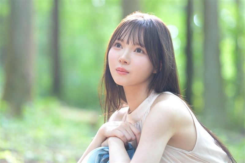 林芽依有張極度偶像、就算是在演藝圈也不輸人的精緻臉蛋；身材雖然單薄了些，但就是美少女。（圖／翻攝自Ｘ）