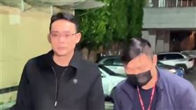 鄭姓代理副隊長遭聲押。（圖／翻攝畫面）