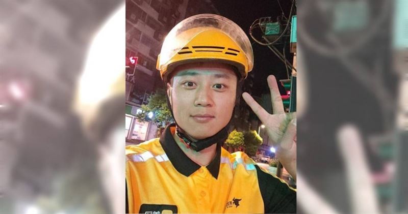 大陸1名外送員近日公開自己5年來的收入流水，在社交媒體上引發廣泛關注。（圖／翻攝自微博）