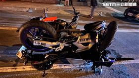 苗栗,車禍,追撞,3車,倒插,聖筊,正反,離奇（圖／翻攝畫面）