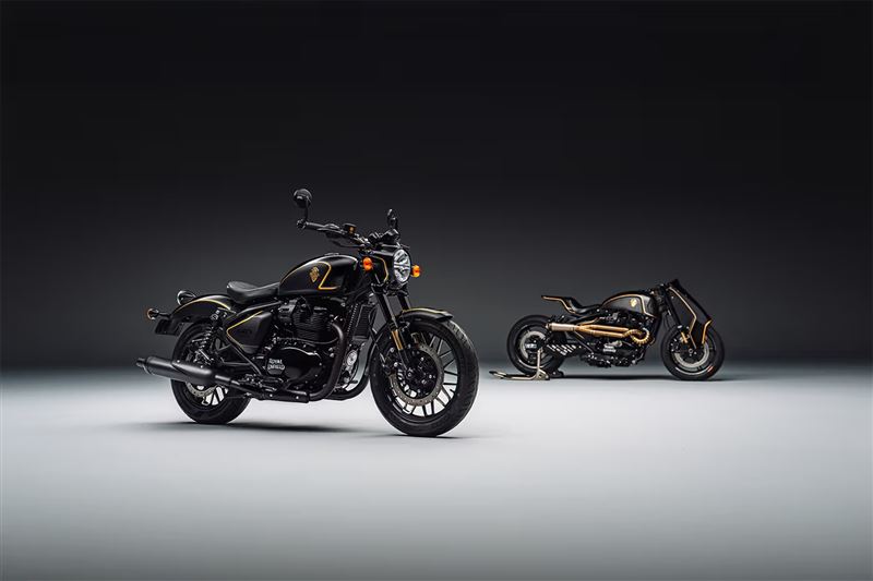 Caliber Royale手工車與Shotgun 650 Drop Edition限量車。（圖／翻攝Rough Crafts網站）