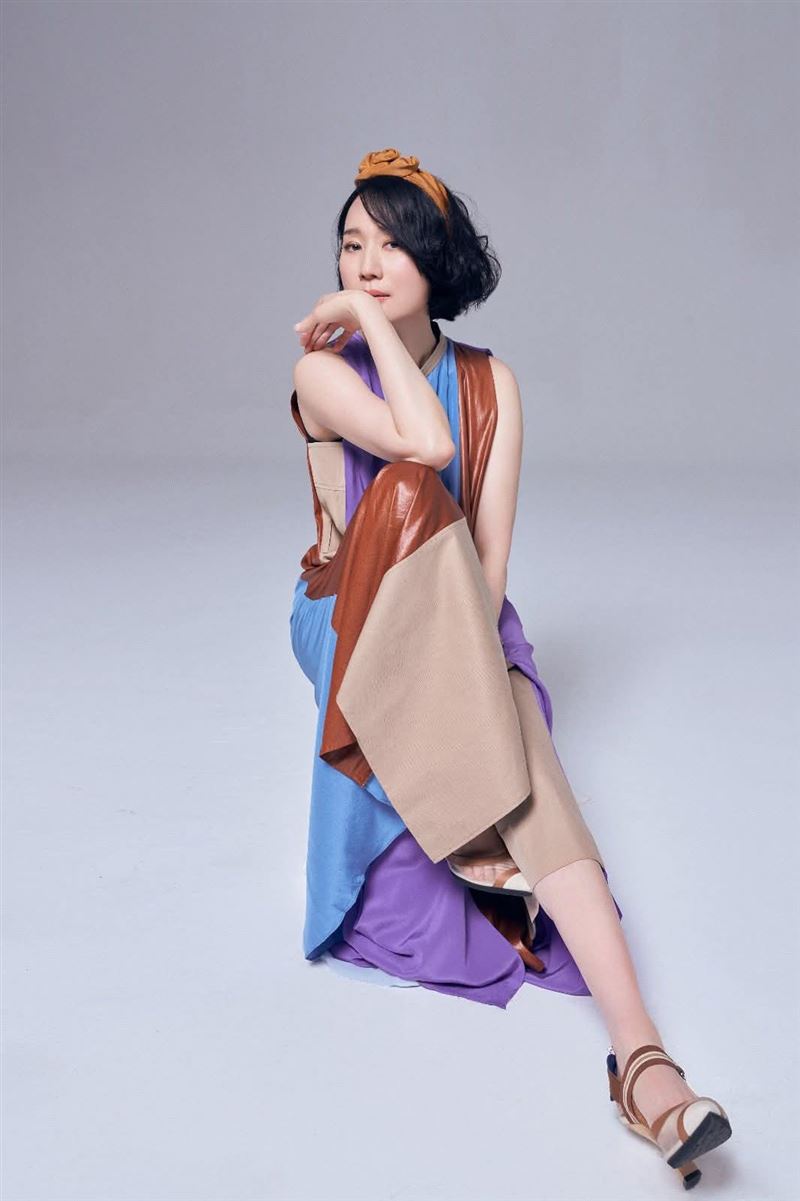 不捨！坣娜人生最後一場演唱會幕後真相曝光，這4個字《愛是自由》逼哭全網。（圖／張曼芸提供）