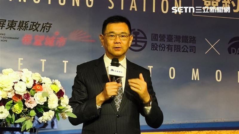 高雄囝仔達麗謝志長首度到屏東開發,他說,「想為台灣人盡一份心力,希望屏東火車站TOD能為在地帶來正向提升」。(圖/記者陳韋帆攝影)