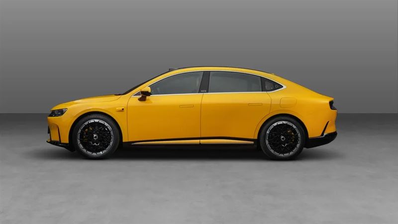 Smart #6車長突破4.9米、寬度超過1.9米。（圖／翻攝中國工信部）