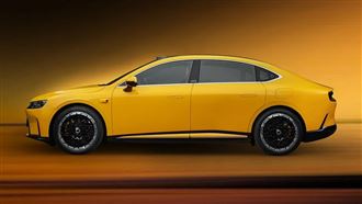 傳奇小車不再小　Smart變中大型房車