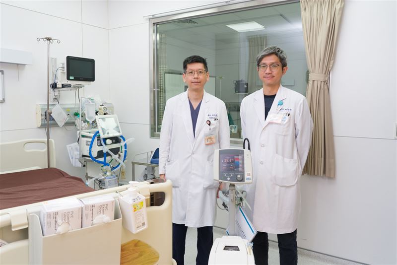 51歲男子的心臟驟停，急診團隊經過7次電擊，再搭配低溫療法、插管，歷經21天的治療，讓男子康復出院。(圖／長安醫院提供)