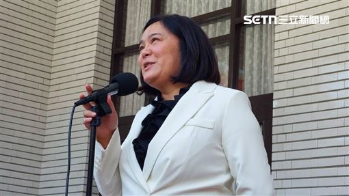 她痛批助理費除罪化：藍乾脆提合法搶銀行