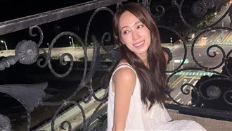 半夜轉帳繳清美齒欠款　小薰發業配文滅火