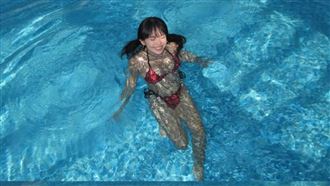 童顏巨乳攝影師爆紅　6年後火辣近照曝光