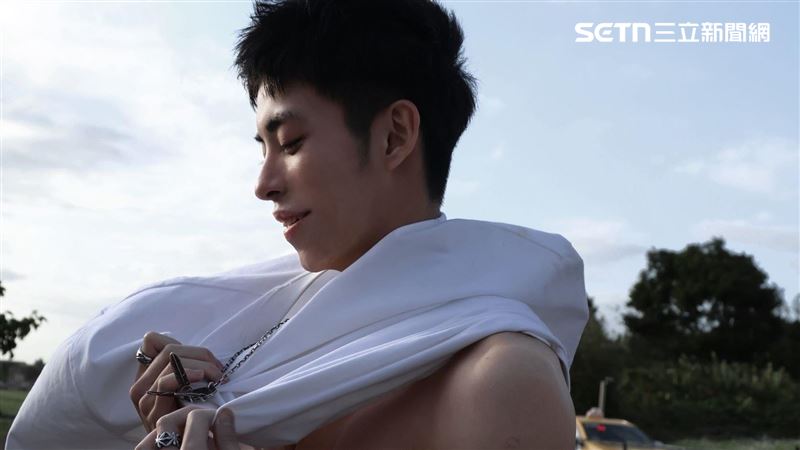 陳任佑接受專訪分享闖蕩演藝圈的心路歷程。（圖／璽鈅工作室提供）