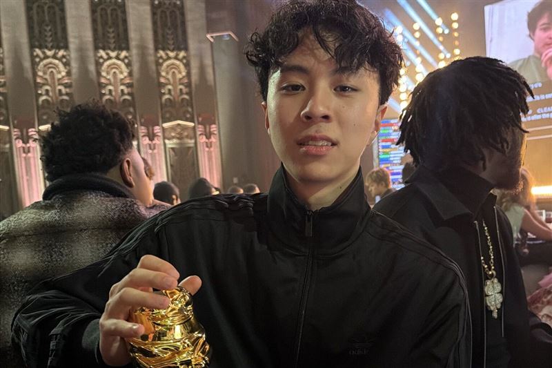 「最強高中生」實況主 Ray成為台灣史上第一人(圖/翻攝自X)