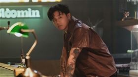 HowZ〈Mr. Wang〉。（圖／皓室創意Light House提供）