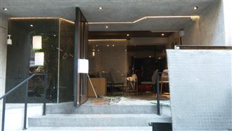 「海派私房菜」遭砸！蒙面男疑三環幫背景