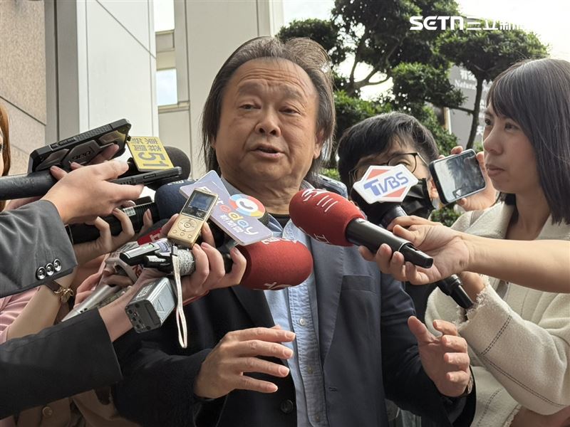 民進黨立委王世堅出席中常會前受訪（圖／記者劉秀敏攝影）