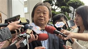 民進黨立委王世堅出席中常會前受訪（圖／記者劉秀敏攝影）