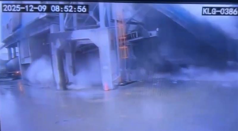 桃園市觀音區一間水泥廠，昨（9日）發生工安事故。（圖／翻攝畫面）