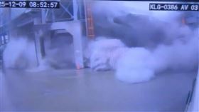 水泥廠,倒塌 逃命,觀音,（圖／翻攝畫面）