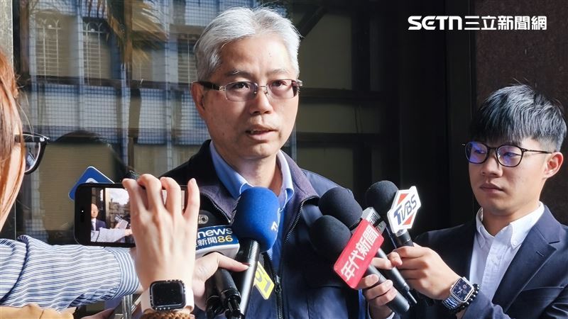 皇昌營造認為近期疑似有人勾結禿鷹攻擊該司,做空股價並影響招標結果,執行長林照明今赴北檢提告。(圖/記者陳韋帆攝影)