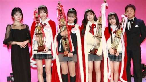 擊敗4.3萬人！「最可愛高中生」出爐爆哭