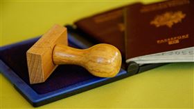 美擬審查免簽國旅客5年社群媒體紀錄。（示意圖／PIXABAY）