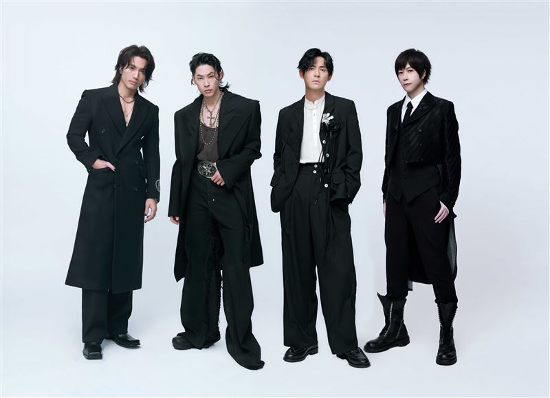 言承旭（左起）、吳建豪、周渝民、阿信將舉辦「F✦FOREVER 恆星之城」演唱會上海站。（圖／相信音樂提供）