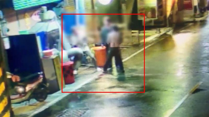 卓男借錢不成與鄭姓友人互毆。（圖／翻攝畫面）