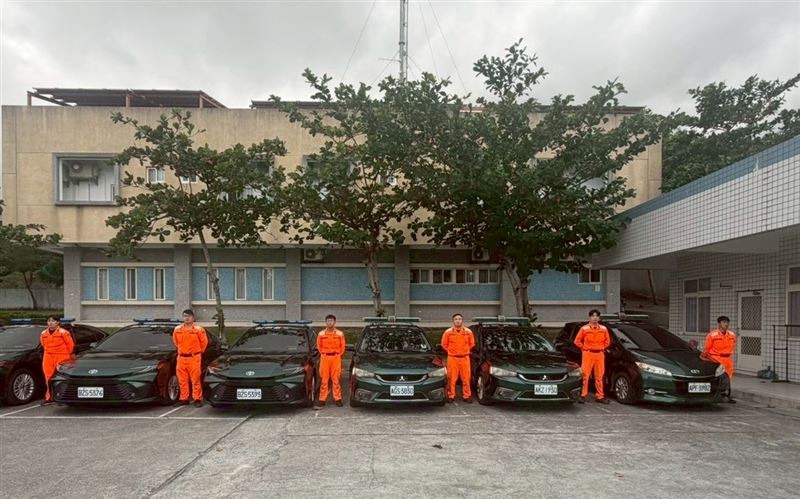 海巡署兩年汰換523輛任務車，老舊車輛總里程可繞赤道492圈。（圖／海巡署提供）