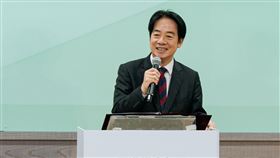 兼任民進黨主席的總統賴清德出席民進黨青年局會員大會（圖／民進黨提供） 