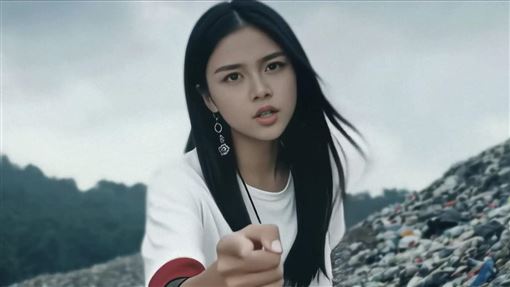 陳子鴻「二女兒」正式出道　談男友鬆口了