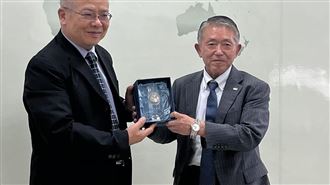 中共施壓無效！日傳奇飛官曝解放軍破綻