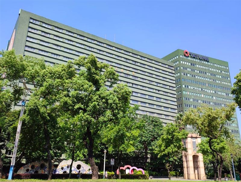 老牌大廠大同(2371)10日傳捷報!11月合併營收達48.4億元,創下8年同期新高,繳出「年月雙增」亮眼成績。受惠電子代工海外有成、重電事業單月營收暴增逾100%,加上智慧電表與馬達出貨暢旺,集團累計前11月營收突破455億元,展現強勁成長動能。(圖/大同提供)