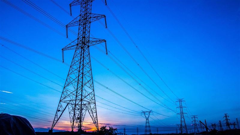 川普政府2025年推出核能復興計劃後，預計從2026年起，選擇透過SMR與既有核電廠復運組合拳，一方面鞏固基載電力供應與電網穩定，一方面為後續更大規模AI基礎設施建設預先鋪路，帶動未來美國核電設備與工程產業鏈有望持續受惠，電力核能股長線發展可期。（示意圖/ PIXABAY）