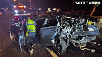 國道追撞車禍4傷！「車尾撞爆」慘況曝光