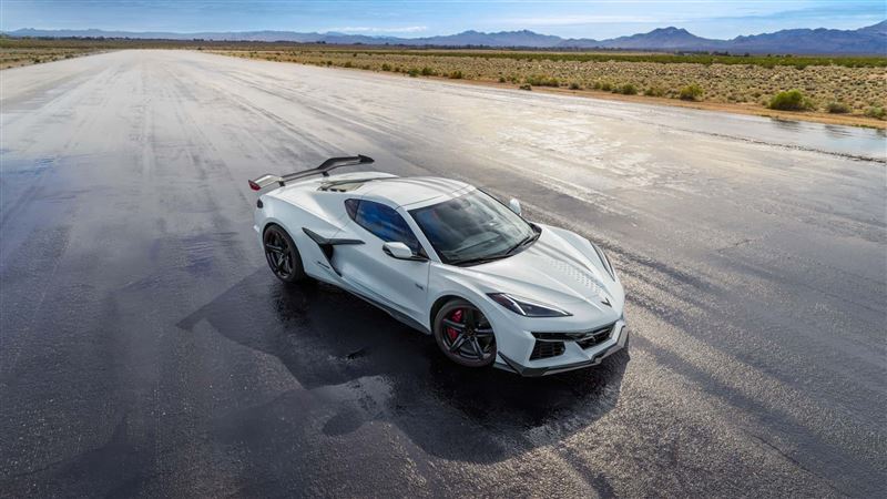 Corvette「星光與鋼鐵」紀念版,紀念美國建國250年。(圖/翻攝Chevrolet網站)