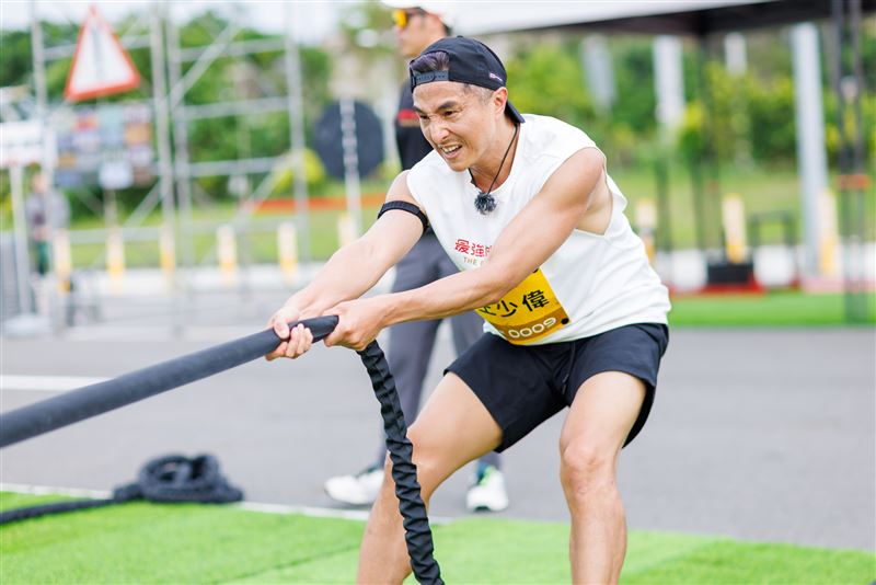 49歲王少偉身材與體能依舊維持良好,緊實體格完全看不出歲月痕跡。(圖/好看娛樂提供)