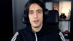 千萬網紅比亞萊（Davide Biale）。（圖／翻攝自Davie504 YouTube）