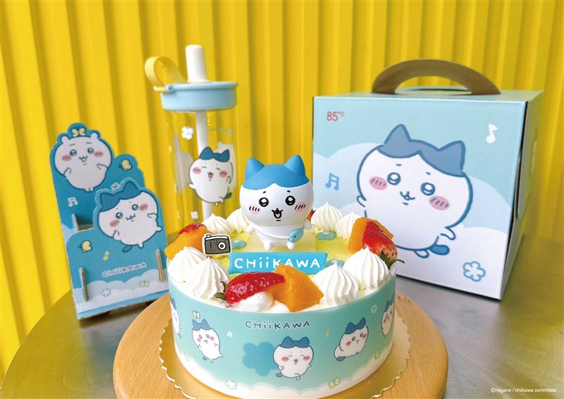 85℃推出小八貓立體公仔造型蛋糕。(圖/85℃提供)