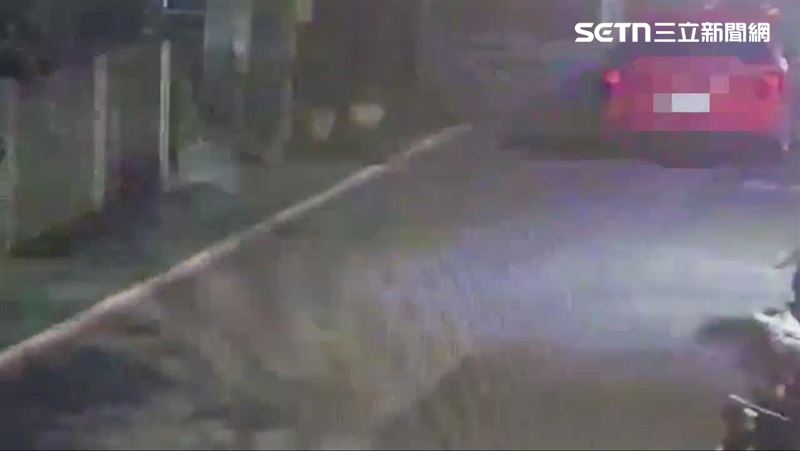 北市黃男及其潘姓女友教唆5名蒙面男子對知名私廚砸店潑漆(圖/翻攝畫面)