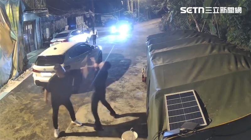 「香水達人」宋姓男子,過去因虐殺女友遭判刑,近期又持槍威脅毆打胞弟被逮。(圖/翻攝畫面)