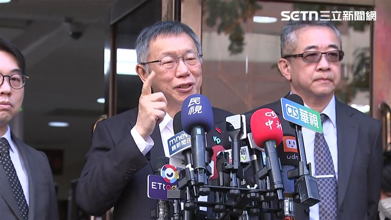 京華城大辯論前哨戰　柯文哲等11被告到齊