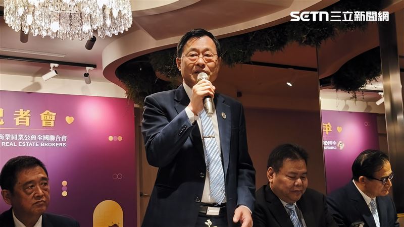 王瑞祺擔憂全台9千家房仲生計，引用前總統李登輝曾銘言「民之所欲，常在我心」，呼籲政府能夠適度鬆綁限貸令等相關政策！（圖／記者陳韋帆攝影）