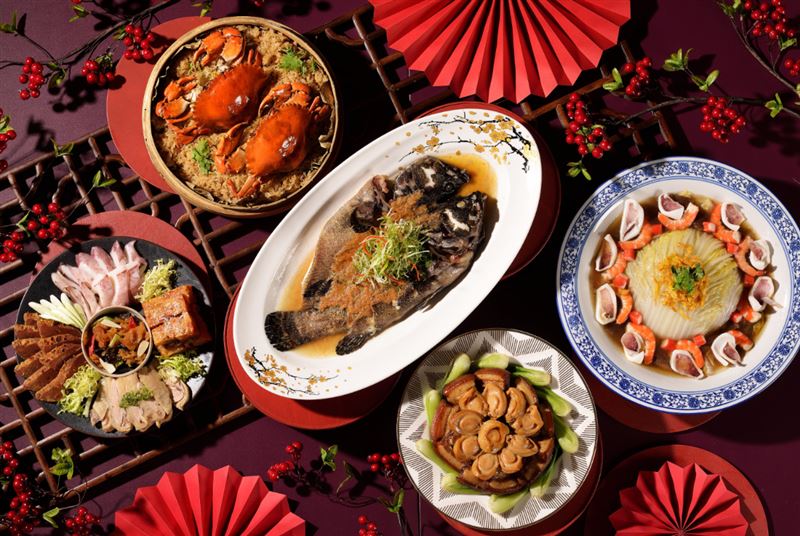 礁溪寒沐酒店「馬躍迎春年菜組」,整組五道經典菜色,優惠價8,888元。(圖/飯店旅宿業者提供)