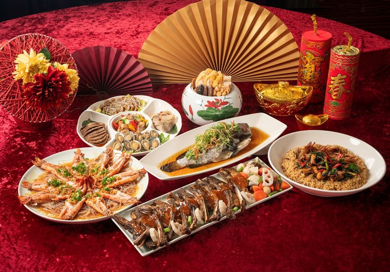 福容桃園機捷A8店2026六道年菜外帶套裝組(十人份),12月底前享早鳥禮回饋加贈。(圖/飯店旅宿業者提供)