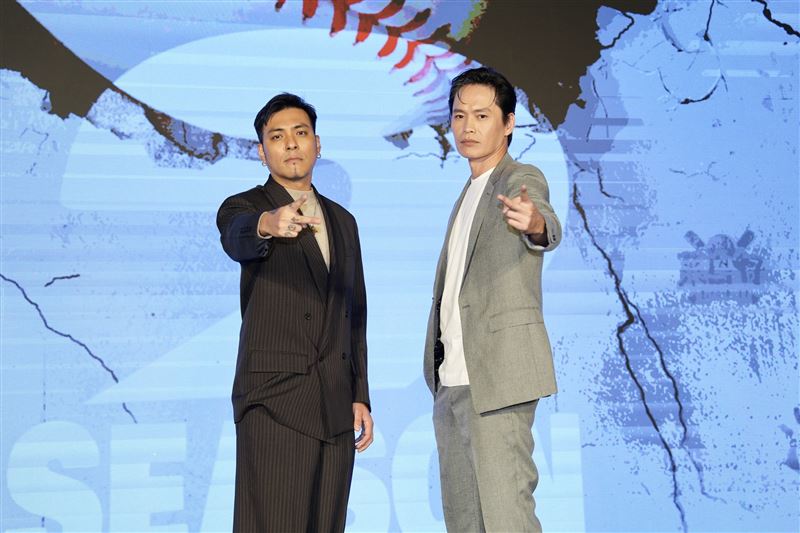 黃鐙輝(右)、嘎嘎合作節目。(圖/記者趙于瑩攝影)